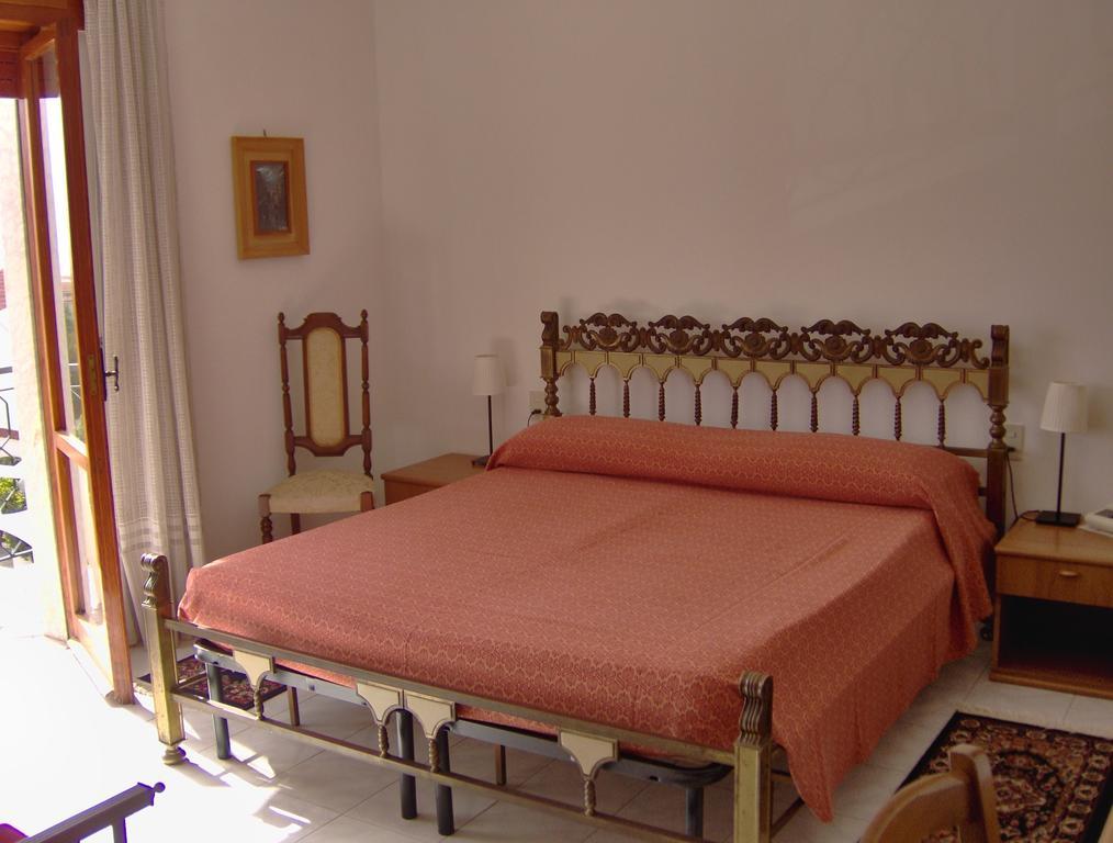 Hotel Svizzero Sangineto Camera foto
