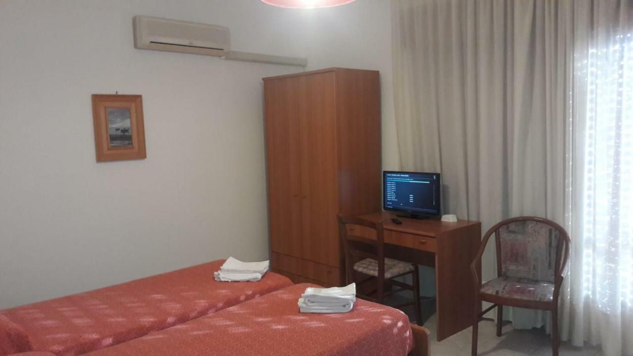 Hotel Svizzero Sangineto Esterno foto